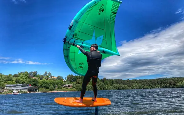 École de Voile du Lac d'Aydat, activité à Aydat
