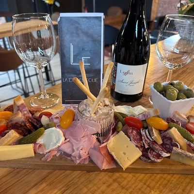 La Douce Folie — vue 1, restaurant à Pérignat-lès-Sarliève (Puy-de-Dôme)