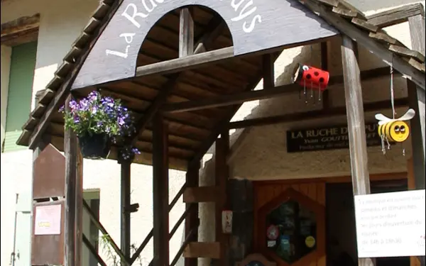 La Ruche des Puys, activité à Saint-Ours-les-Roches