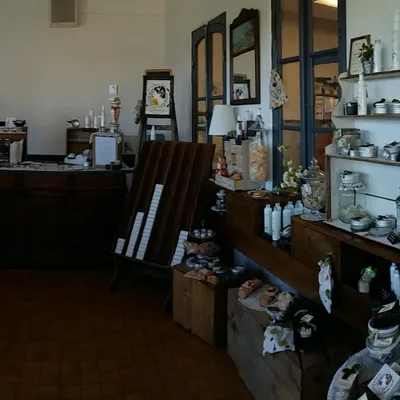 Les Belles de Savon — vue 2, activité à Queuille (Puy-de-Dôme)